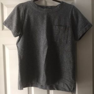 Heather gray pocket top